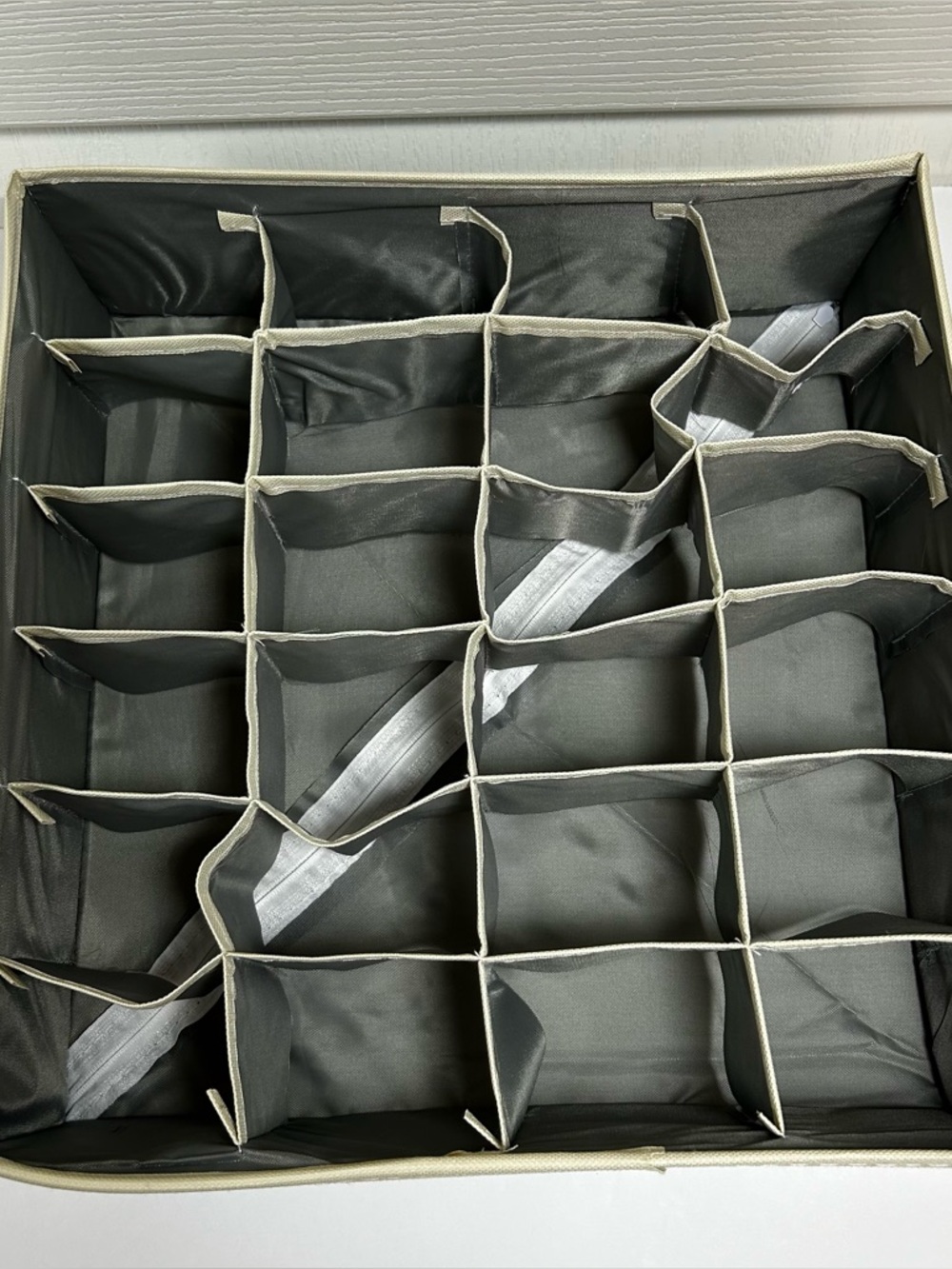 24 Cells Underwear Organizer Socks Bras Ties Drawer Divider Foldable Storage Box